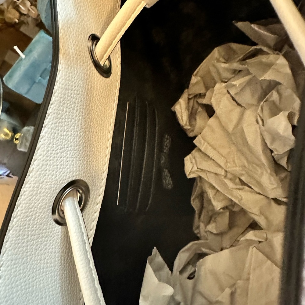 Karl Lagerfeld Paris Adele Crossbody Bucket - Picture 10 of 12